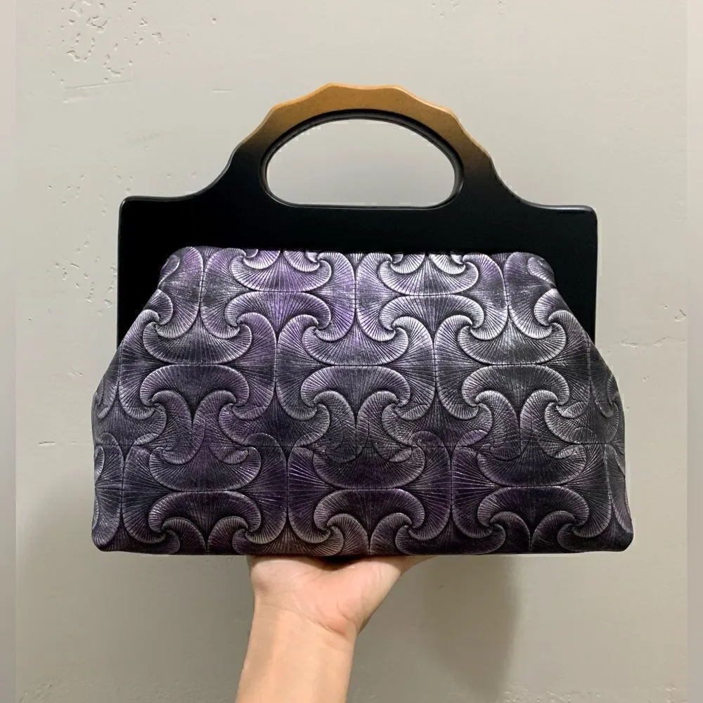 Handmade Genuine Embossed Leather Gradient Metallic Wooden Frame Bag/Crossbody